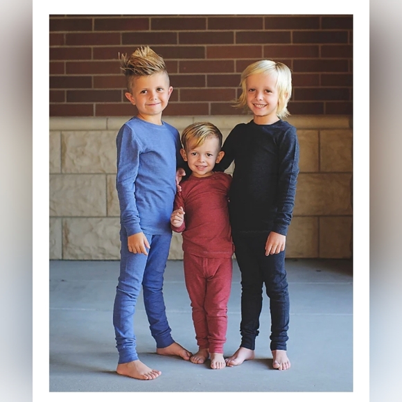 Kids Red Base Layer Set - Picture 3 of 5